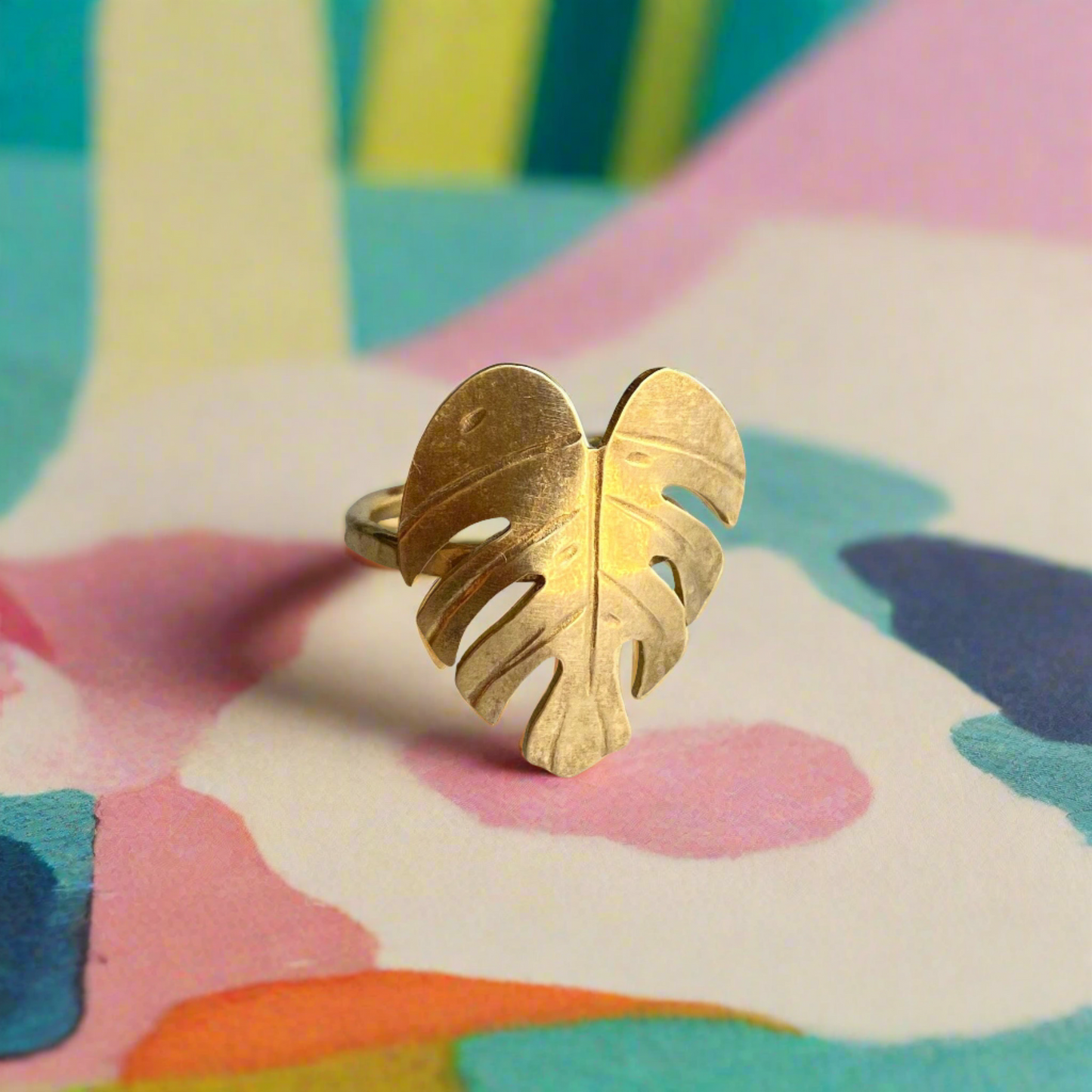 Monstera Leaf Ring