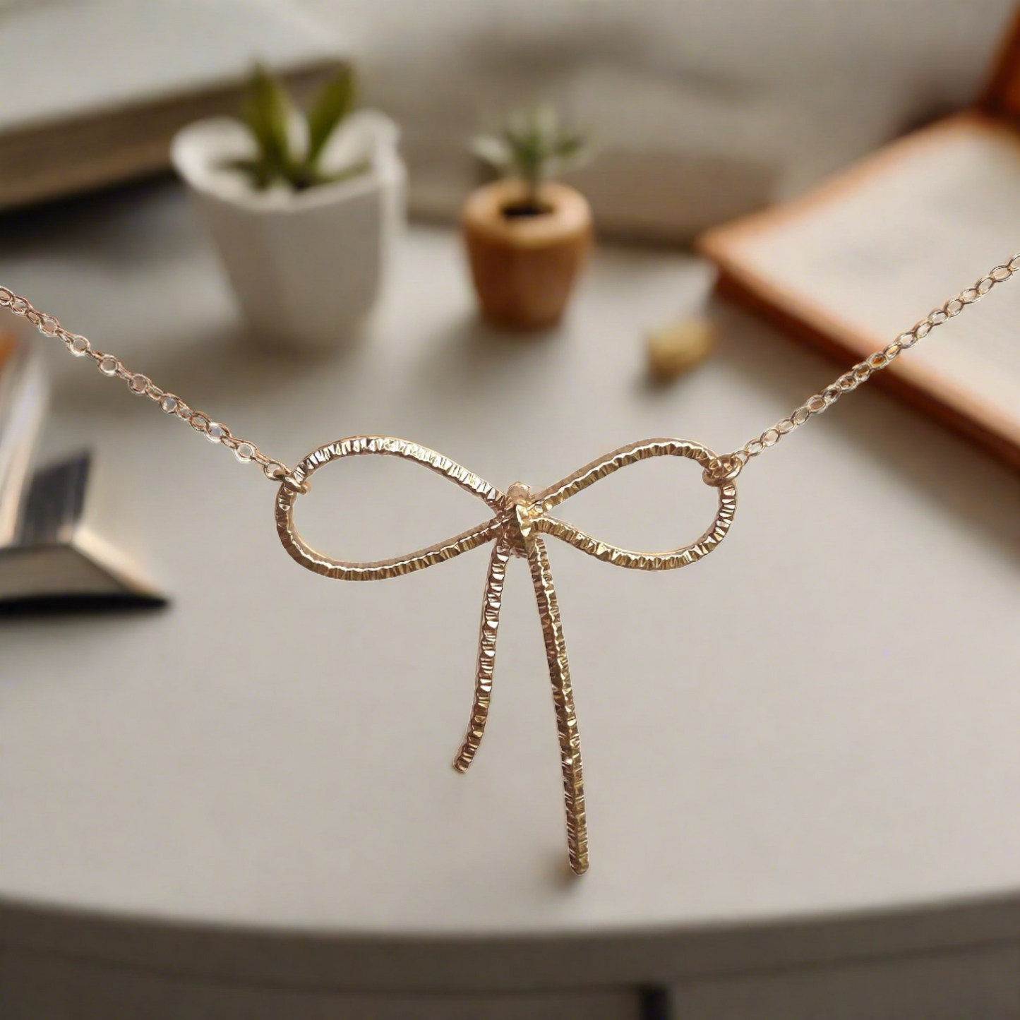 Hammered Bow Necklace