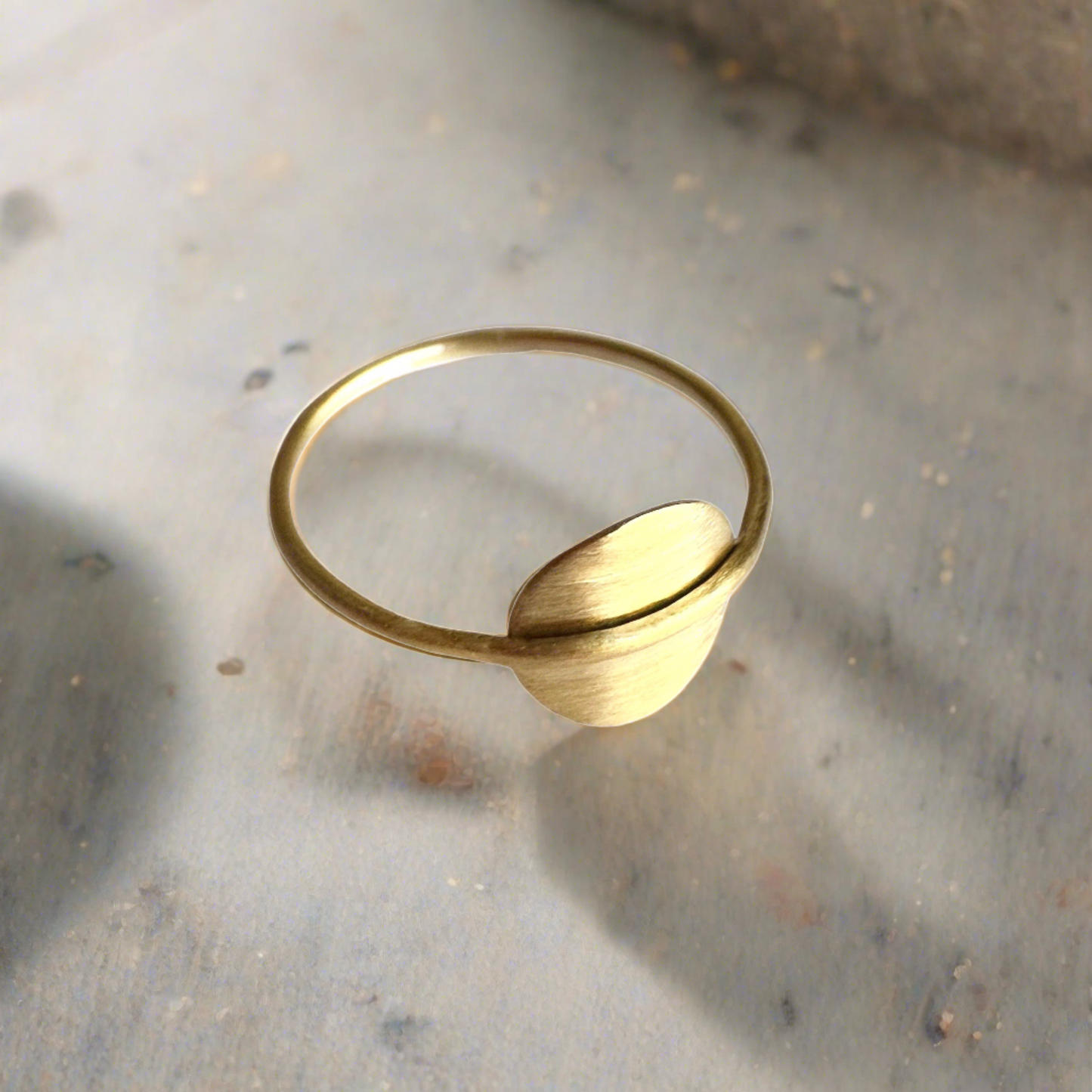 Circle Ring