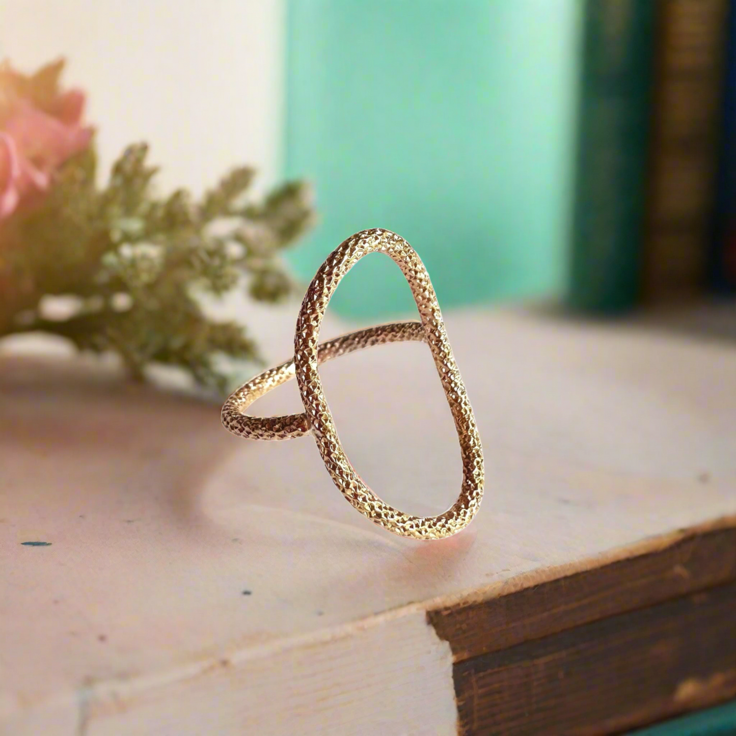 Sparkle Oval Ring