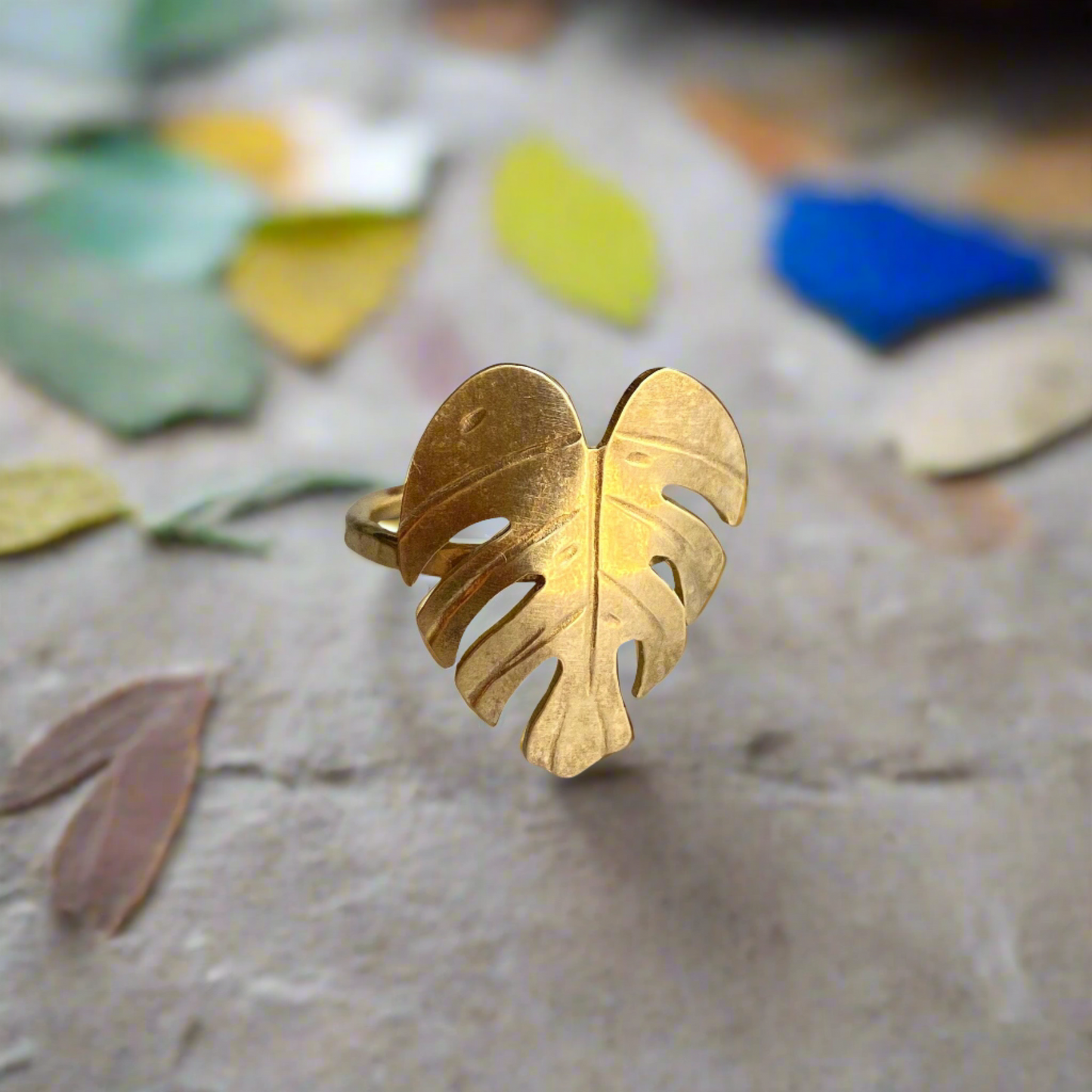 Monstera Leaf Ring