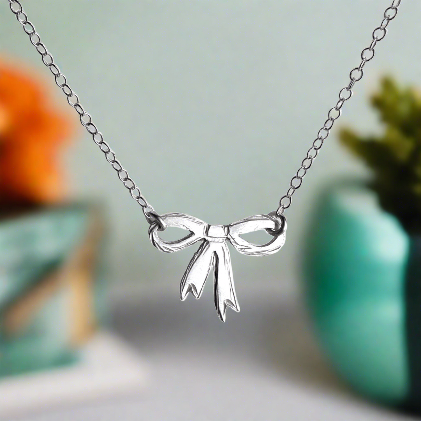 Bow Pendant Necklace