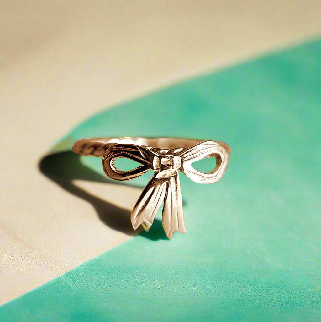 Bow Ring