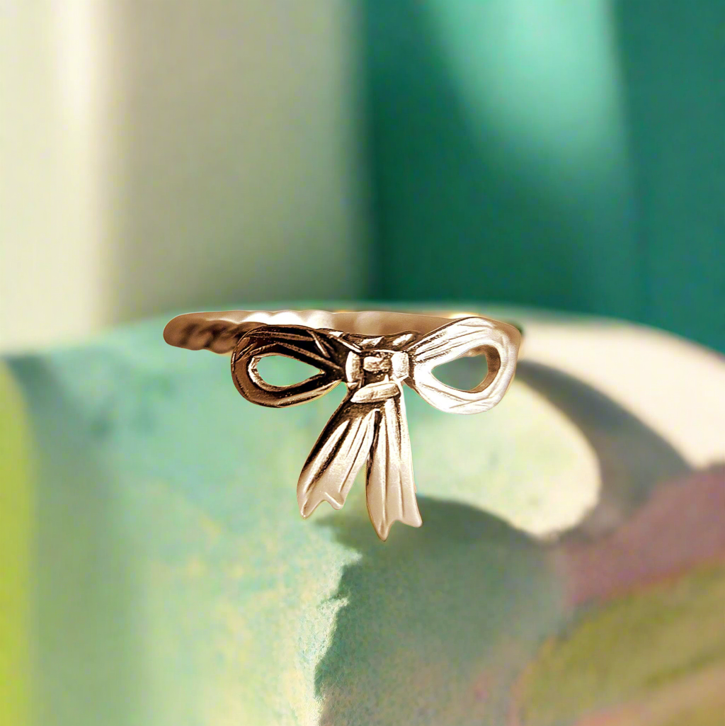Bow Ring