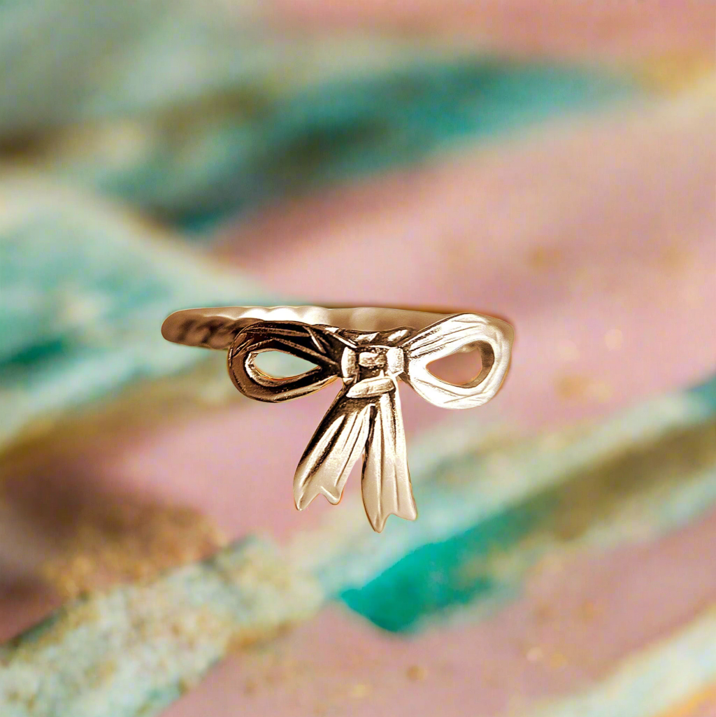 Bow Ring