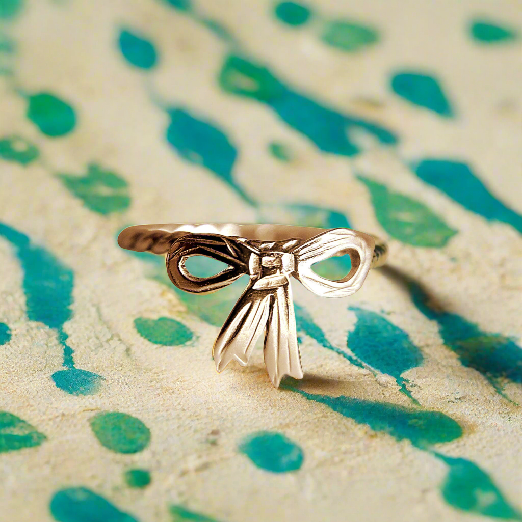 Bow Ring