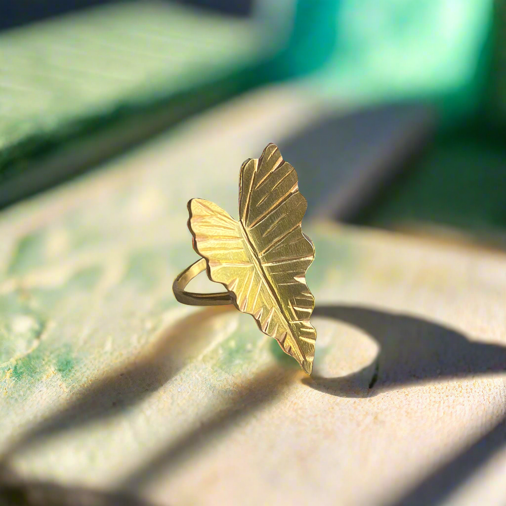Alocasia Leaf Ring
