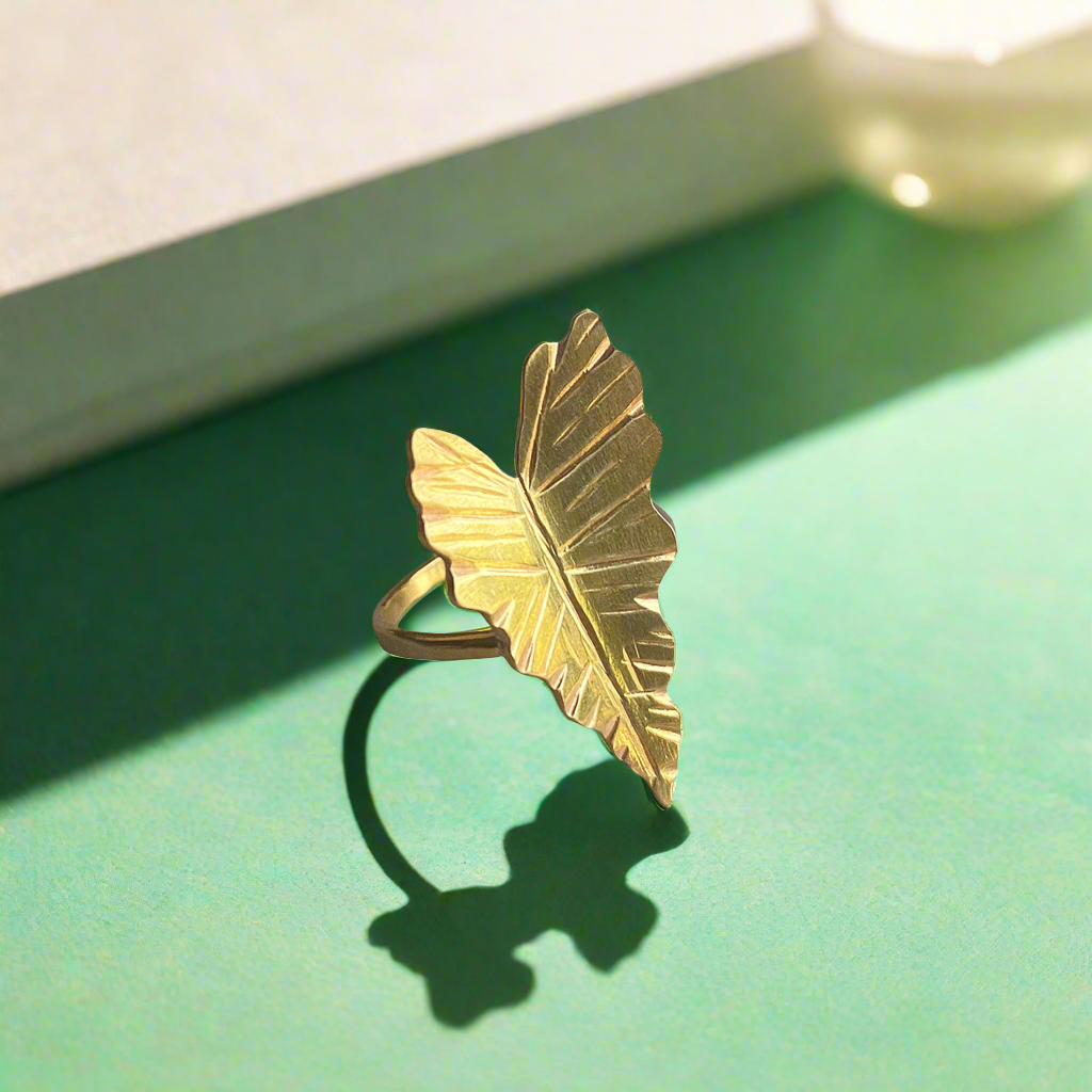 Alocasia Leaf Ring