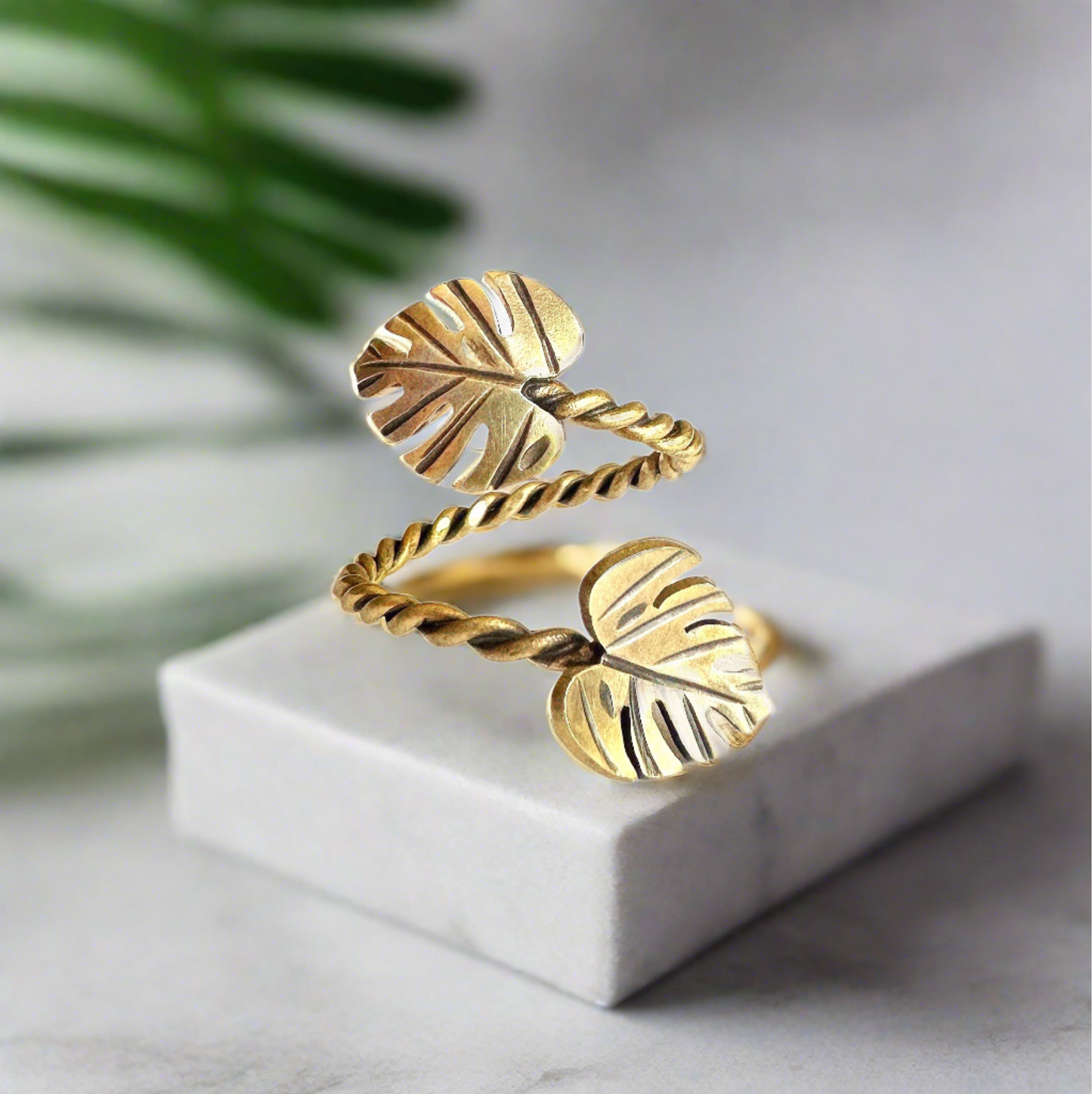 Monstera Leaf Bypass Ring