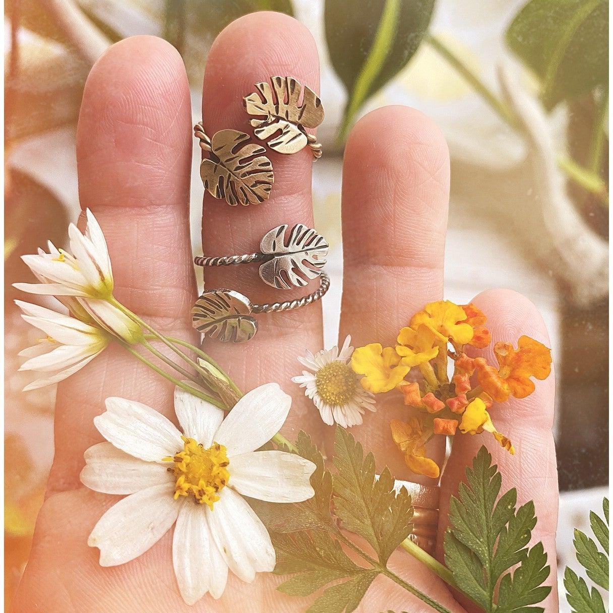 Monstera Leaf Bypass Ring