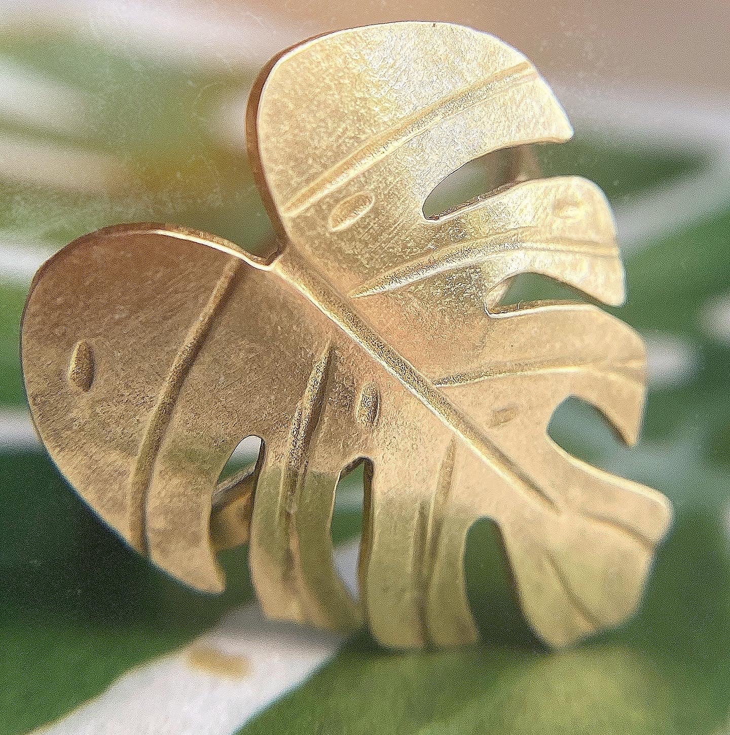 Monstera Leaf Ring