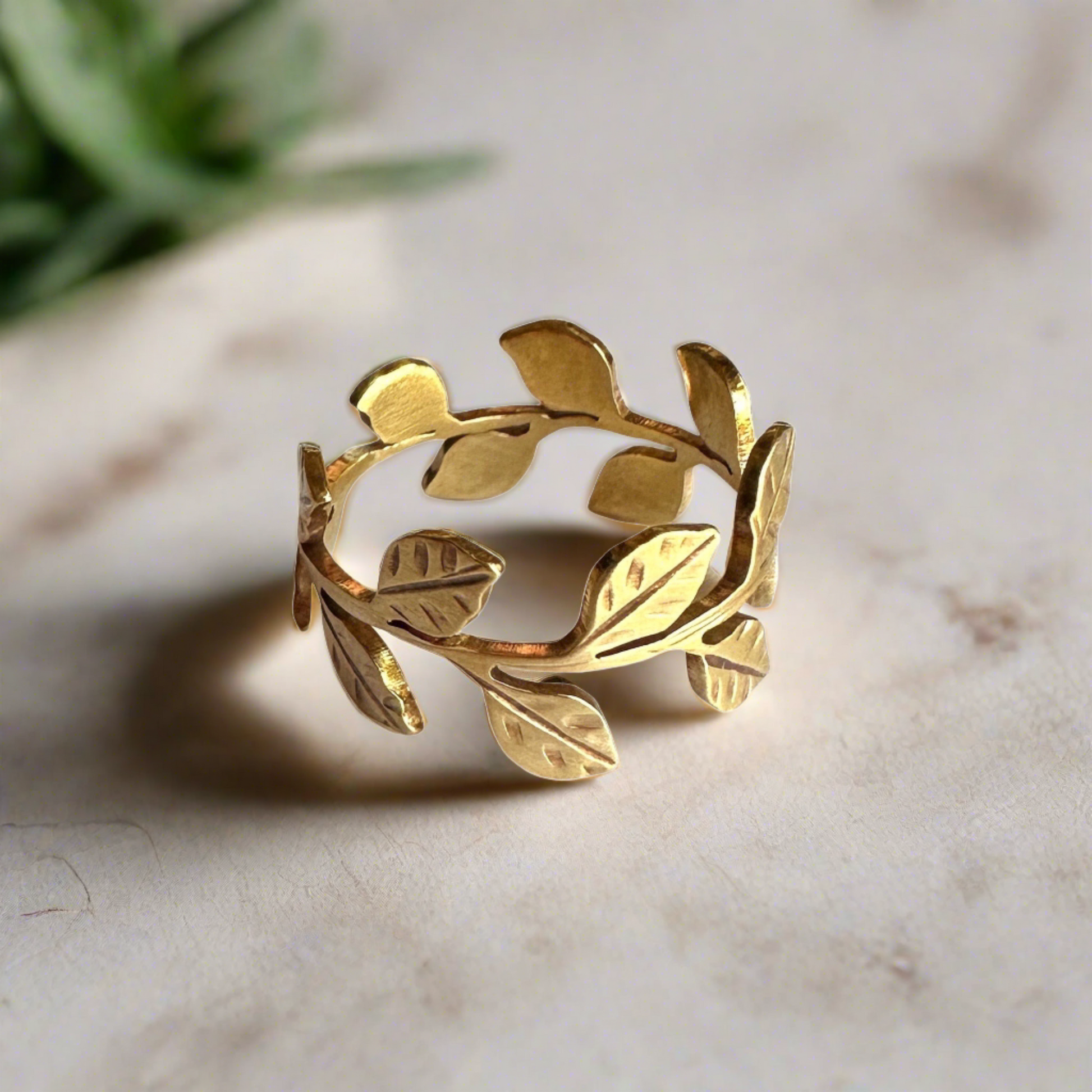 gold vine leaf ring